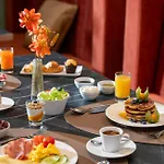 Leonardo Boutique Monti Hotell 4*