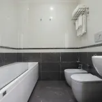 Leonardo Boutique Monti 4* Rom