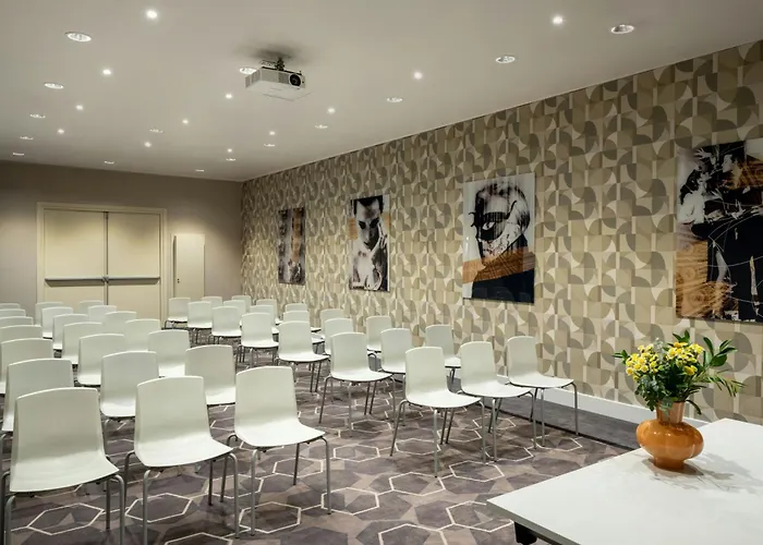 Leonardo Boutique Monti 4*