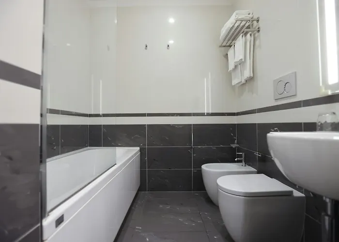 Leonardo Boutique Monti 4* 로마