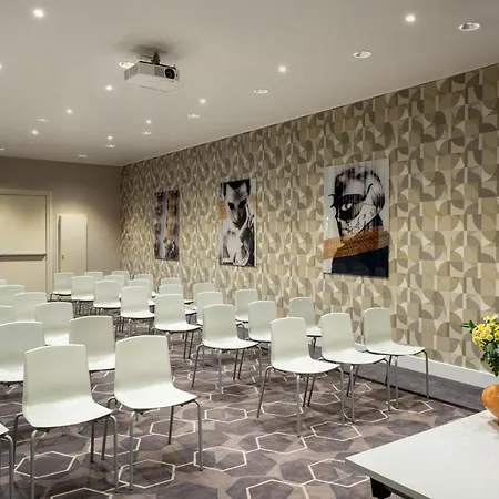 Leonardo Boutique Monti Hotel 4*