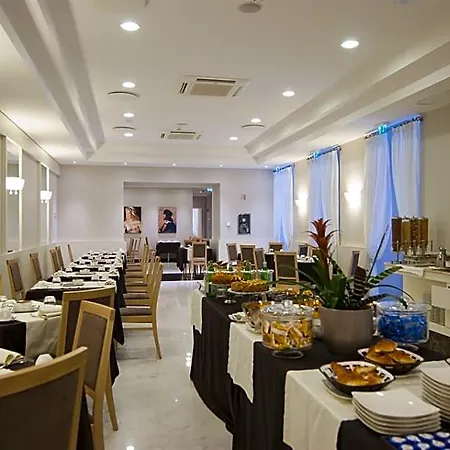 Leonardo Boutique Monti 酒店 4*