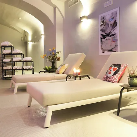 Leonardo Boutique Monti Hotel