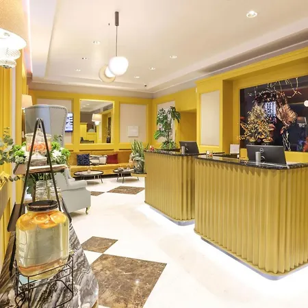 Leonardo Boutique Monti 4*