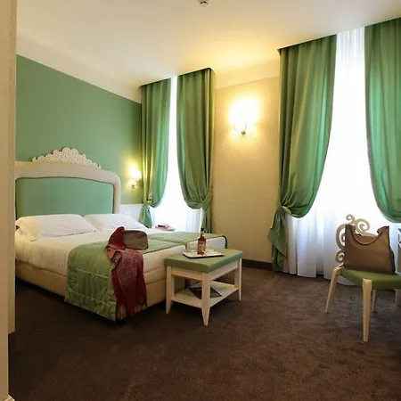 Leonardo Boutique Monti 4* Рим