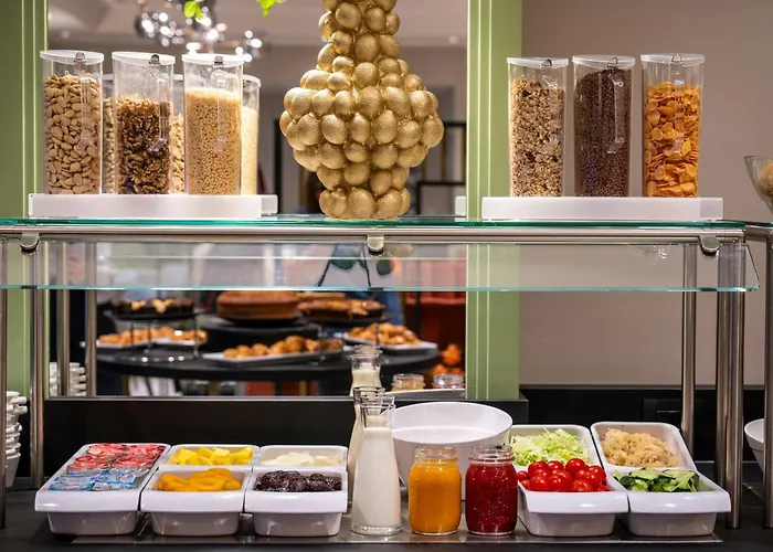 Leonardo Boutique Monti