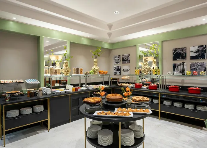 Leonardo Boutique Monti