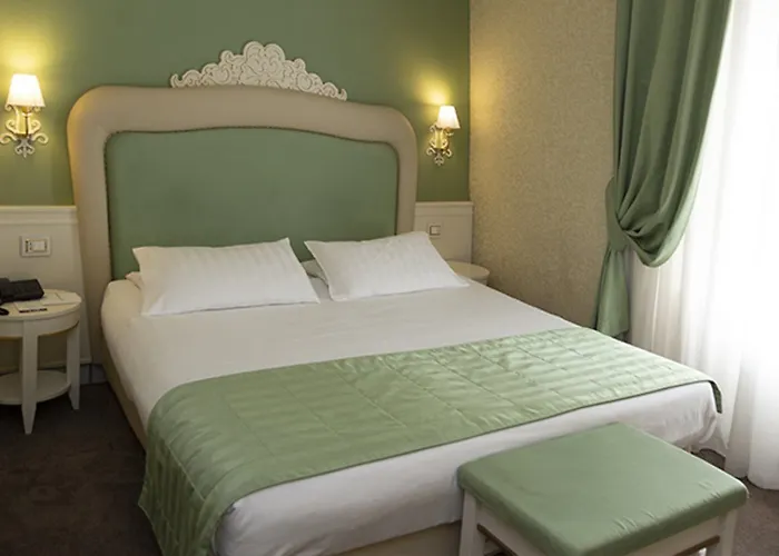 Leonardo Boutique Monti Hotel