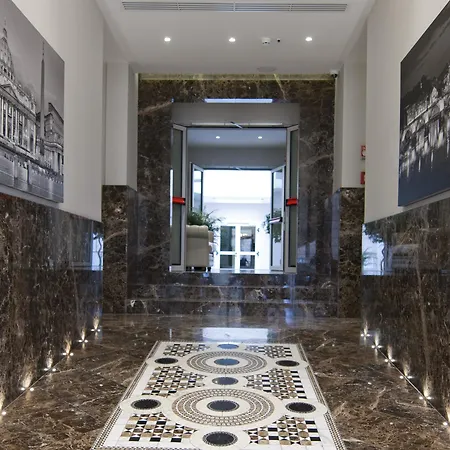 Leonardo Boutique Monti Hotel 4*